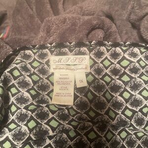 Baby doll top by MTTP.     A